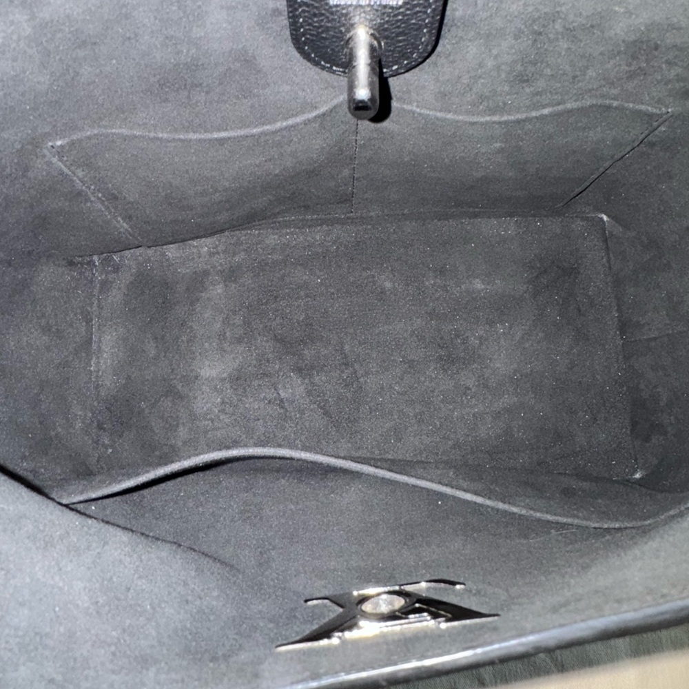 Louis Vuitton Noir Lockme Leather Shoulder Hobo with Silver LV Emblem - Picture 5 of 16